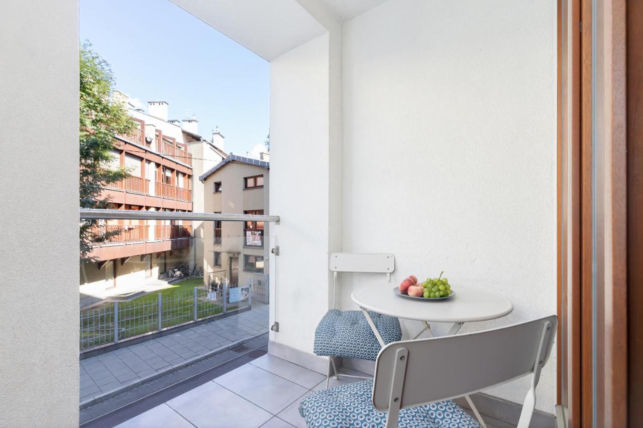 Apartments Harmonica Trynitarska By Noclegi Renters Krakow Bagian luar foto