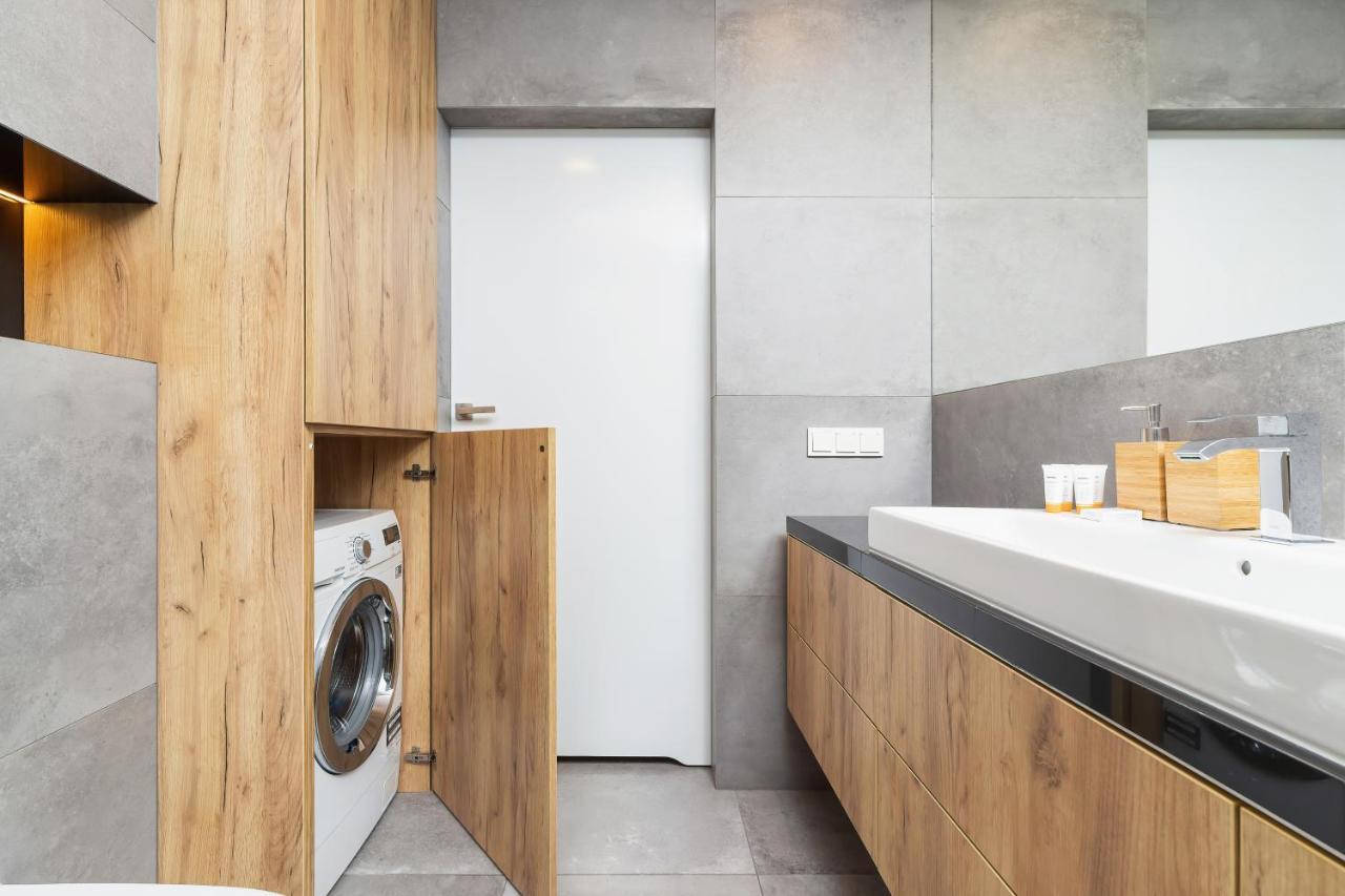 Apartments Harmonica Trynitarska By Noclegi Renters Krakow Bagian luar foto