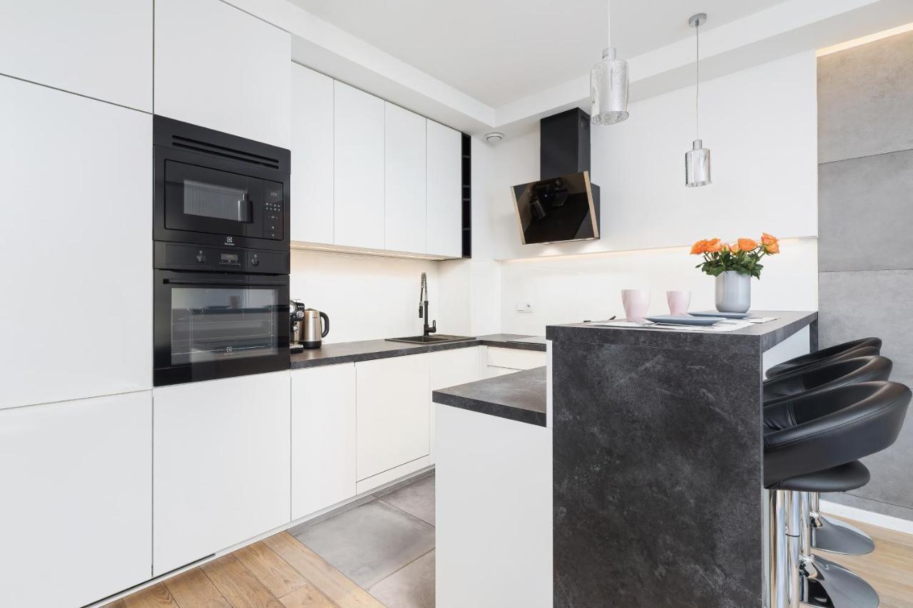 Apartments Harmonica Trynitarska By Noclegi Renters Krakow Bagian luar foto